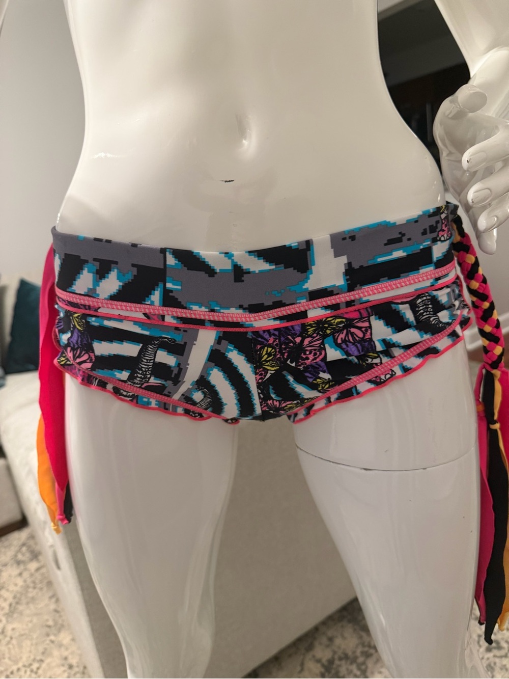Tropical Pixel-Print Low-Rise Bikini Bottom in Pink & Multi